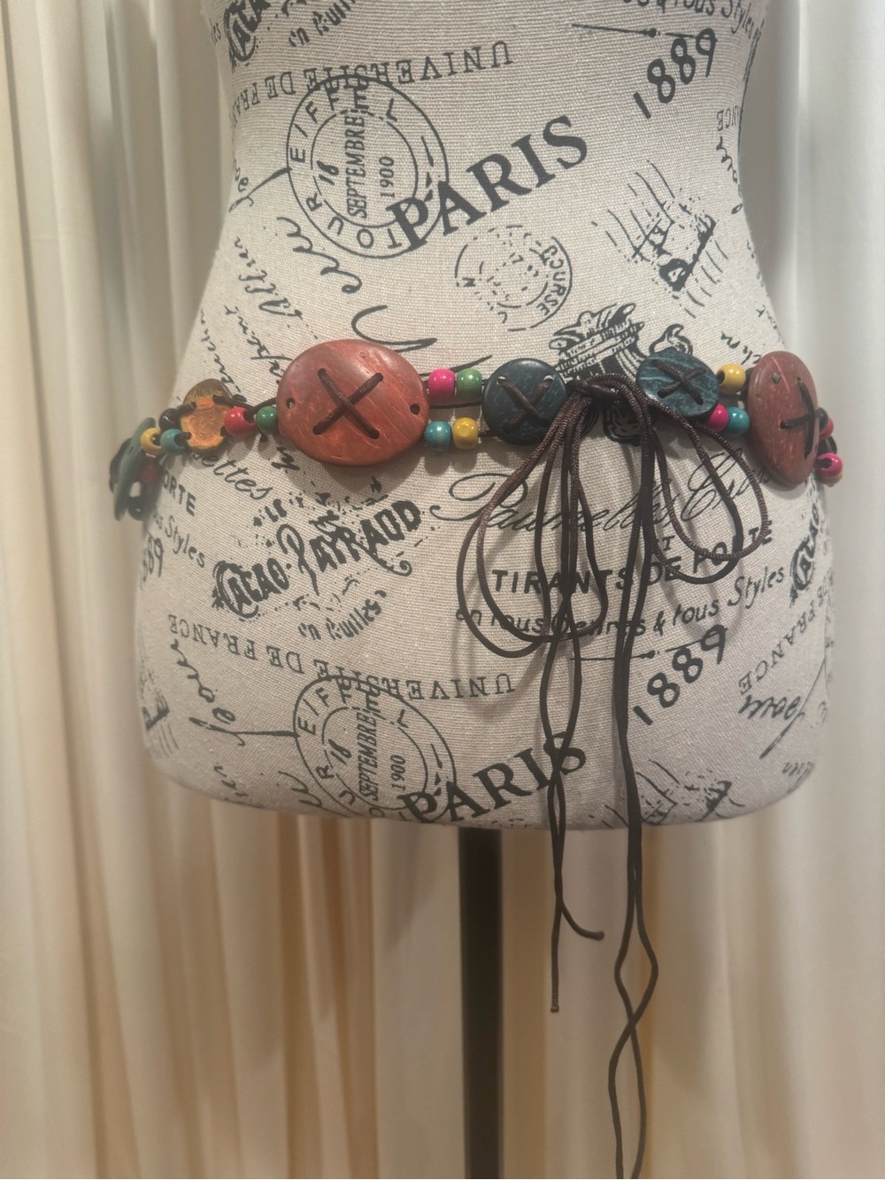Handmade Coconut Shell Belt - Picture 3 of 5